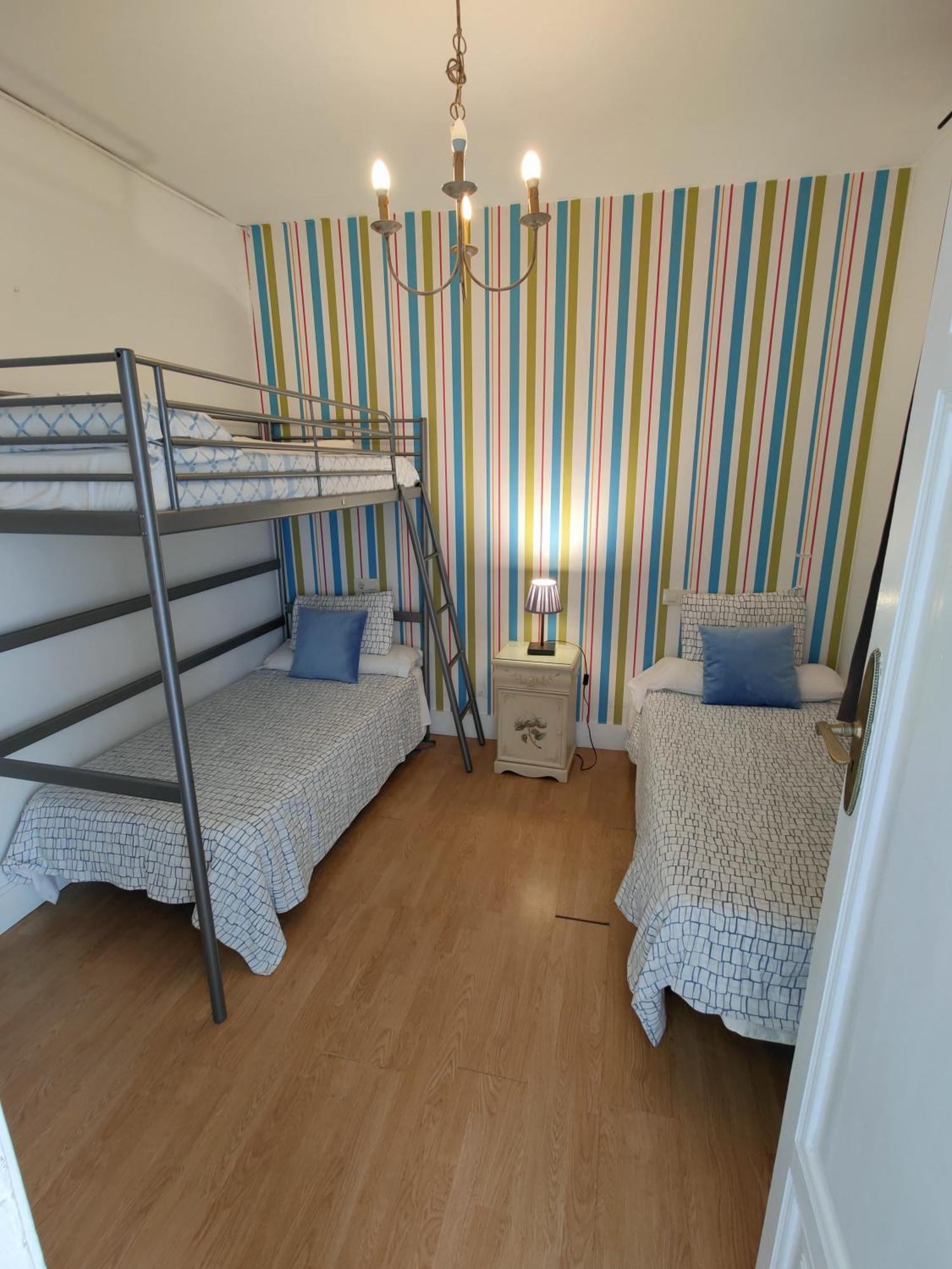 Rua Nova Apartment 28, 3 Dormitorios, Wifi, Ps4 Y Netflix, A 200M Catedral Santiago de Compostela Bagian luar foto